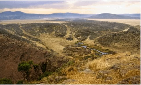 we depart nainokanoka camp at 0800hrs and commence our trek to bulati village, day trek from nainokanoka village to bulati village