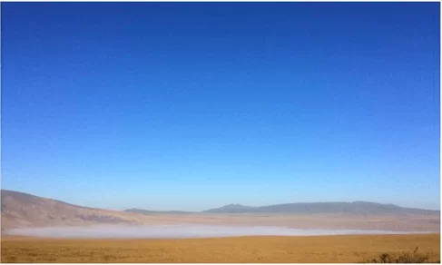 after breakfast, we walk a short way around the empakaai crater to stretch our legs and get some good panoramic photos of the caldera, day trek from empakaai crater to acacia